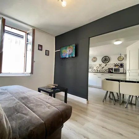 アパート Republique Centre カルカソンヌ