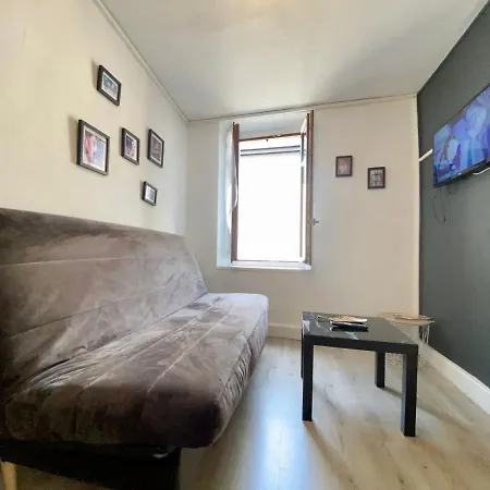 Republique Centre アパート