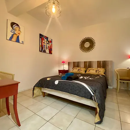 Republique Centre Apartman